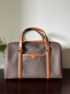 Michael Kors Boston Bag